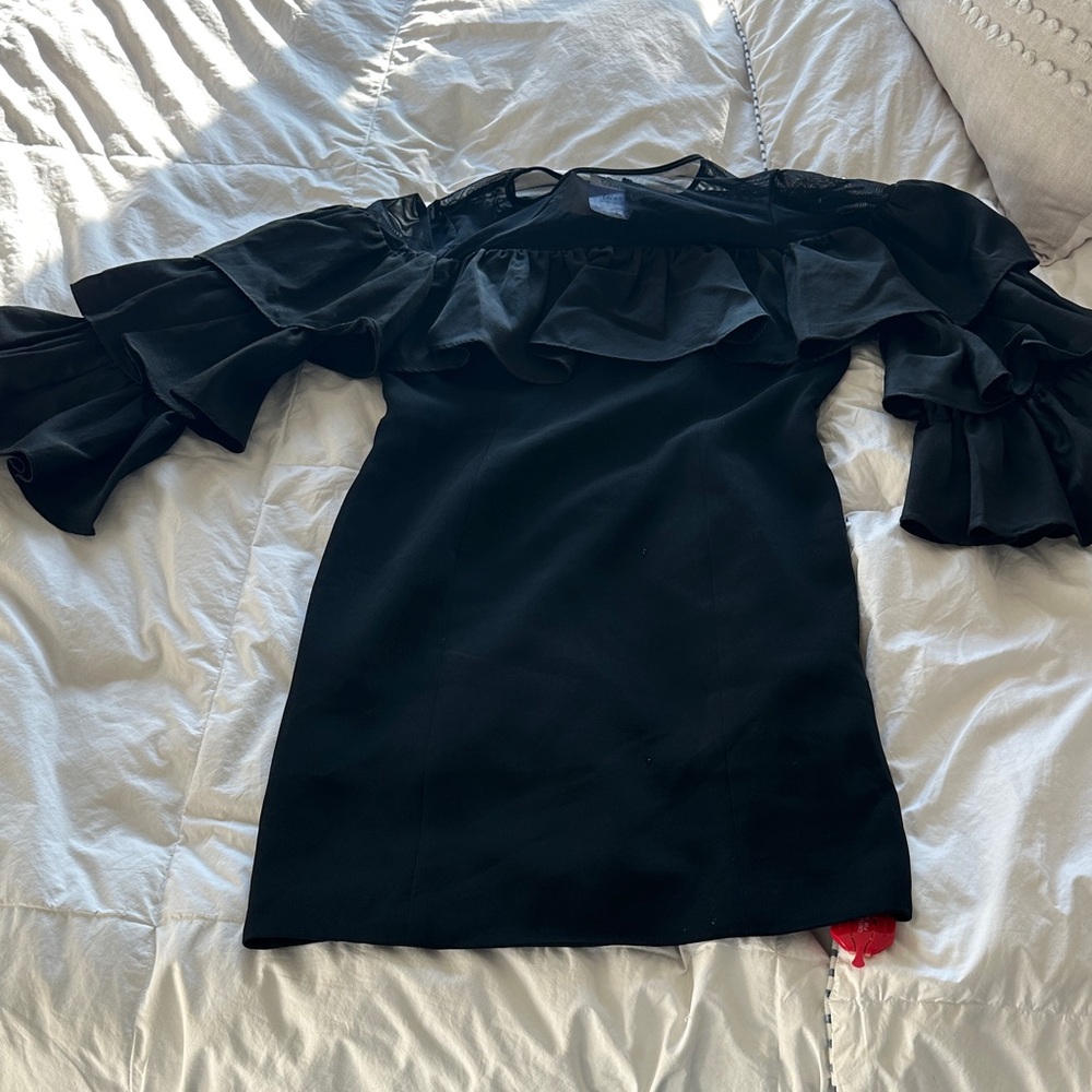 Chic Black Ruffle Sleeve Dress